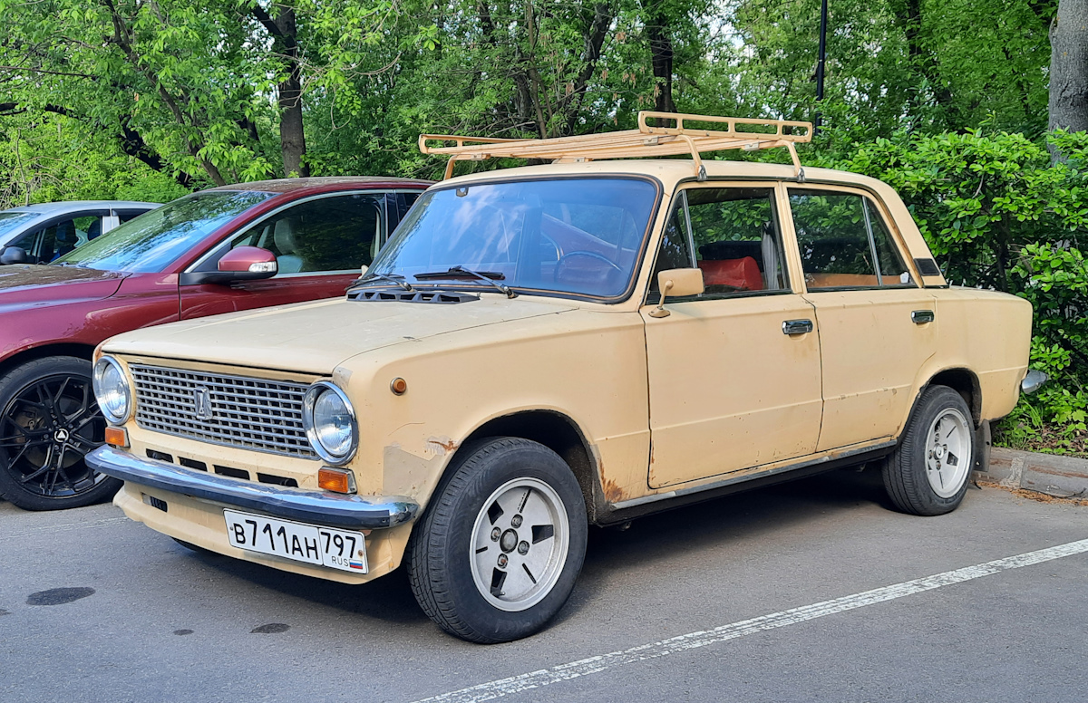 Москва, № В 711 АН 797 — ВАЗ-21013 Жигули '77-88