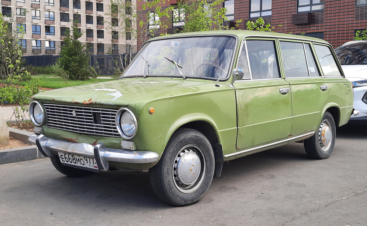 Москва, № Е 668 МО 977 — ВАЗ-2102 Жигули '71-86
