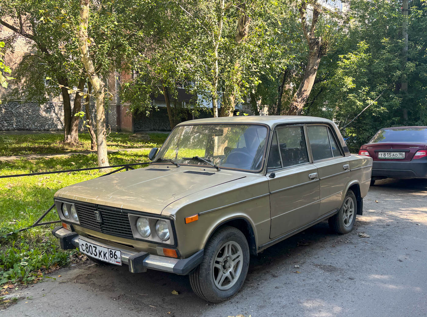 Ханты-Мансийский автоном.округ, № С 803 КК 86 — ВАЗ-2106 Жигули '75-06