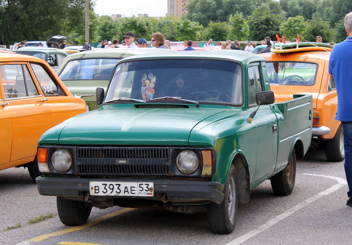 Новгородская область, № В 393 АЕ 53 — Иж-2715-01 '82-01; Санкт-Петербург — Ежегодный праздник "День Москвича"