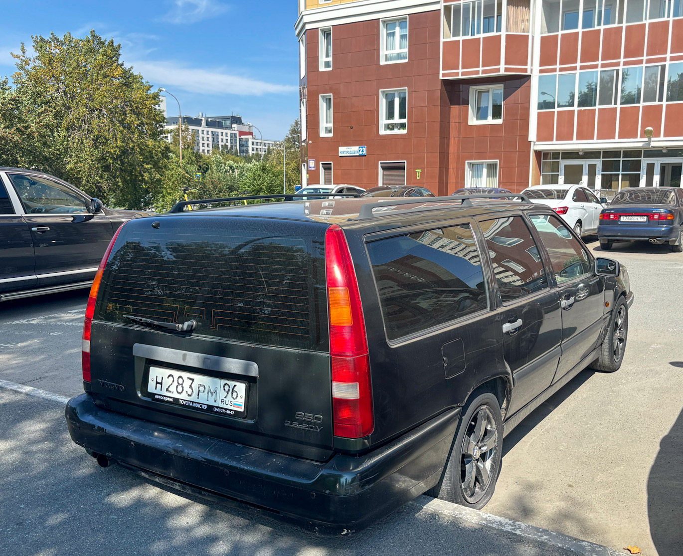 Свердловская область, № Н 283 РМ 96 — Volvo 850 '91-97