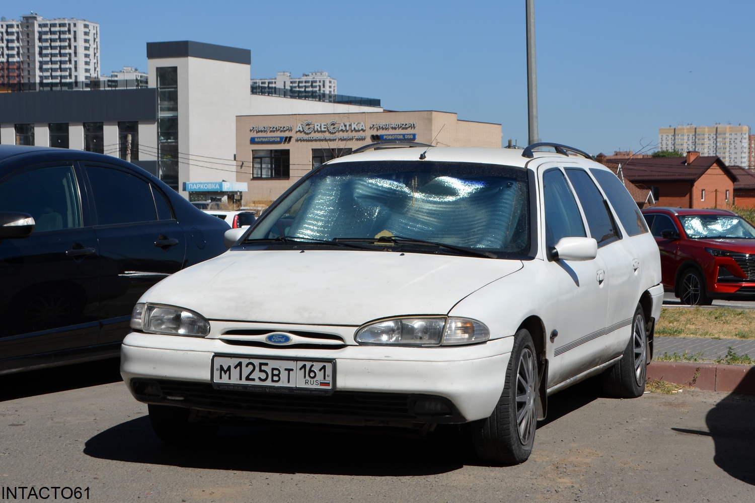 Ростовская область, № М 125 ВТ 161 — Ford Mondeo (1G) '92-96