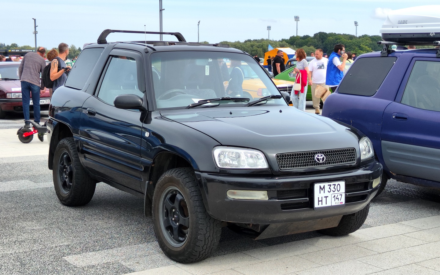 Ленинградская область, № М 330 НТ 147 — Toyota RAV4 '93-03