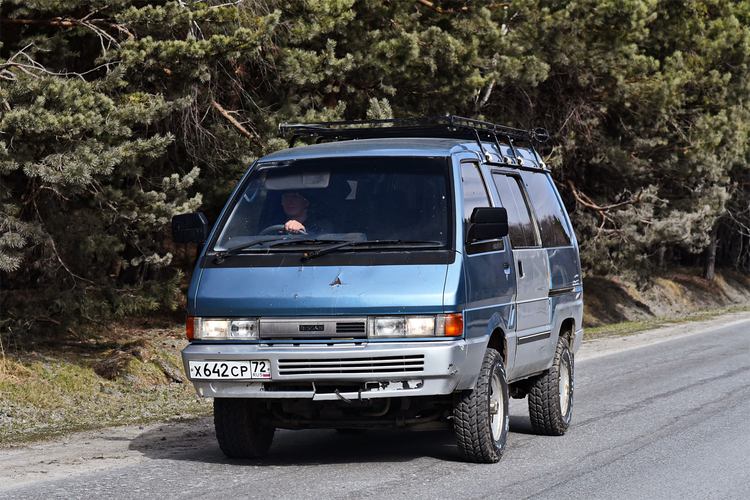 Тюменская область, № Х 642 СР 72 — Nissan Vanette Largo (C22) '85-94
