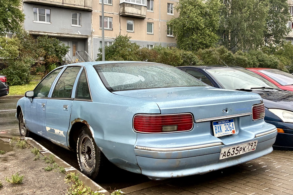 Москва, № А 635 РК 797 — Chevrolet Caprice (4G) '90-96