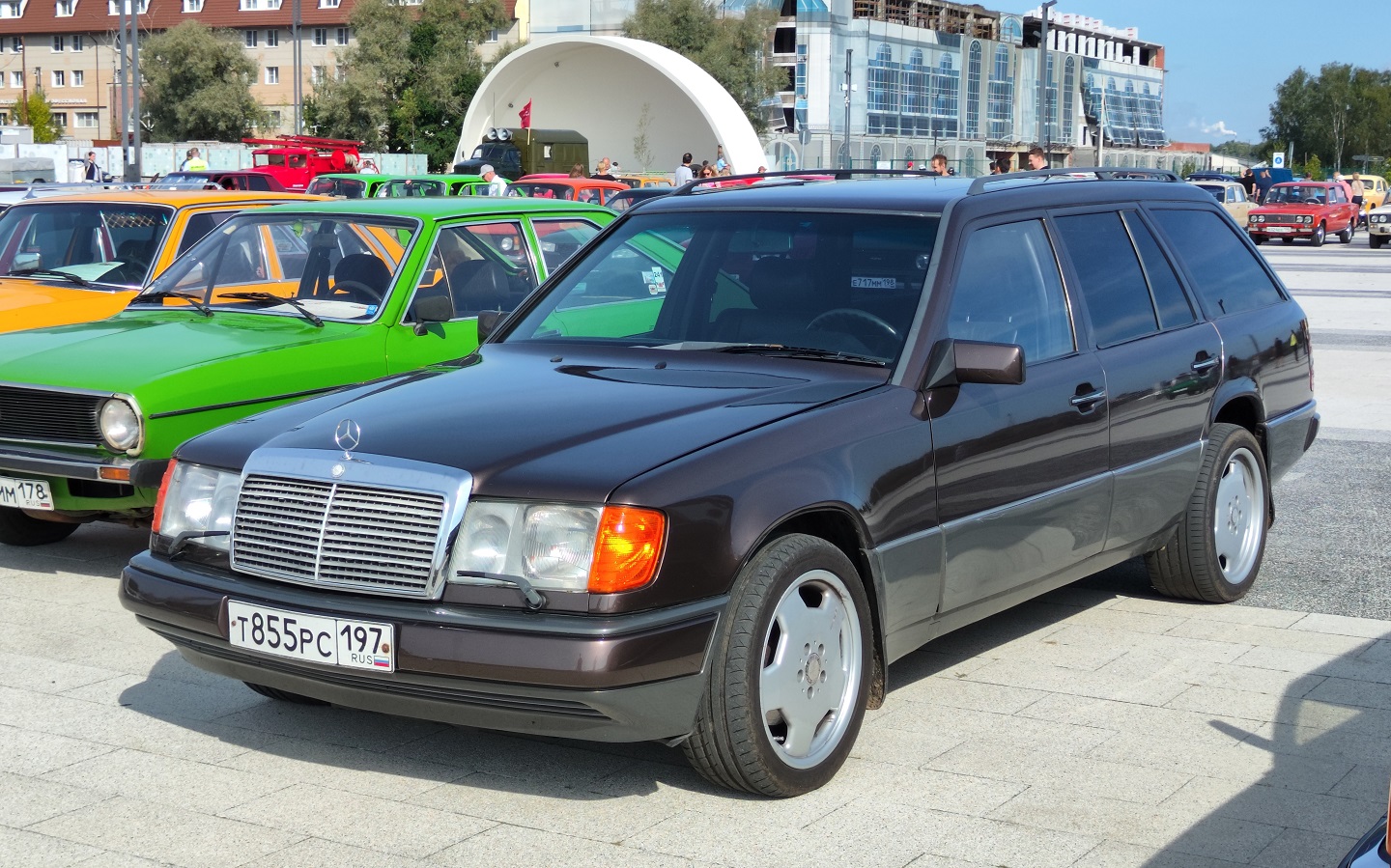 Москва, № Т 855 РС 197 — Mercedes-Benz (S124) '86-96