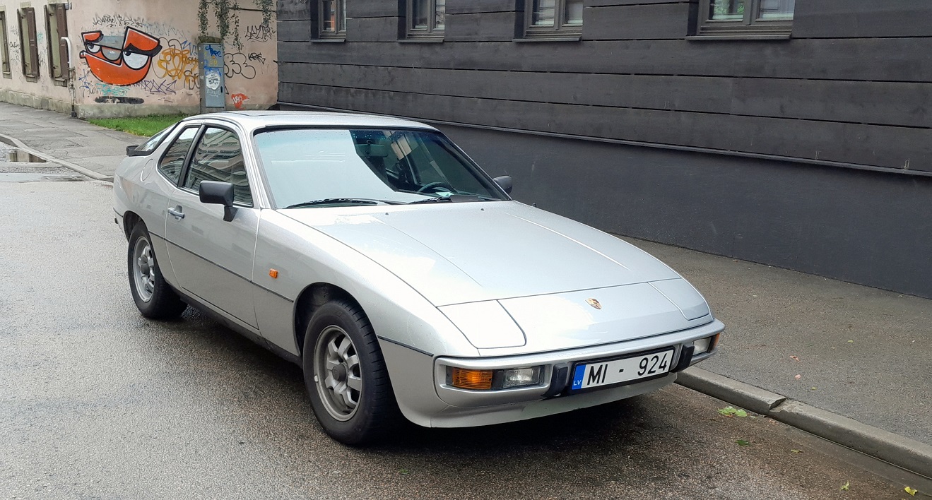 Латвия, № MI-924 — Porsche 924 '76-88