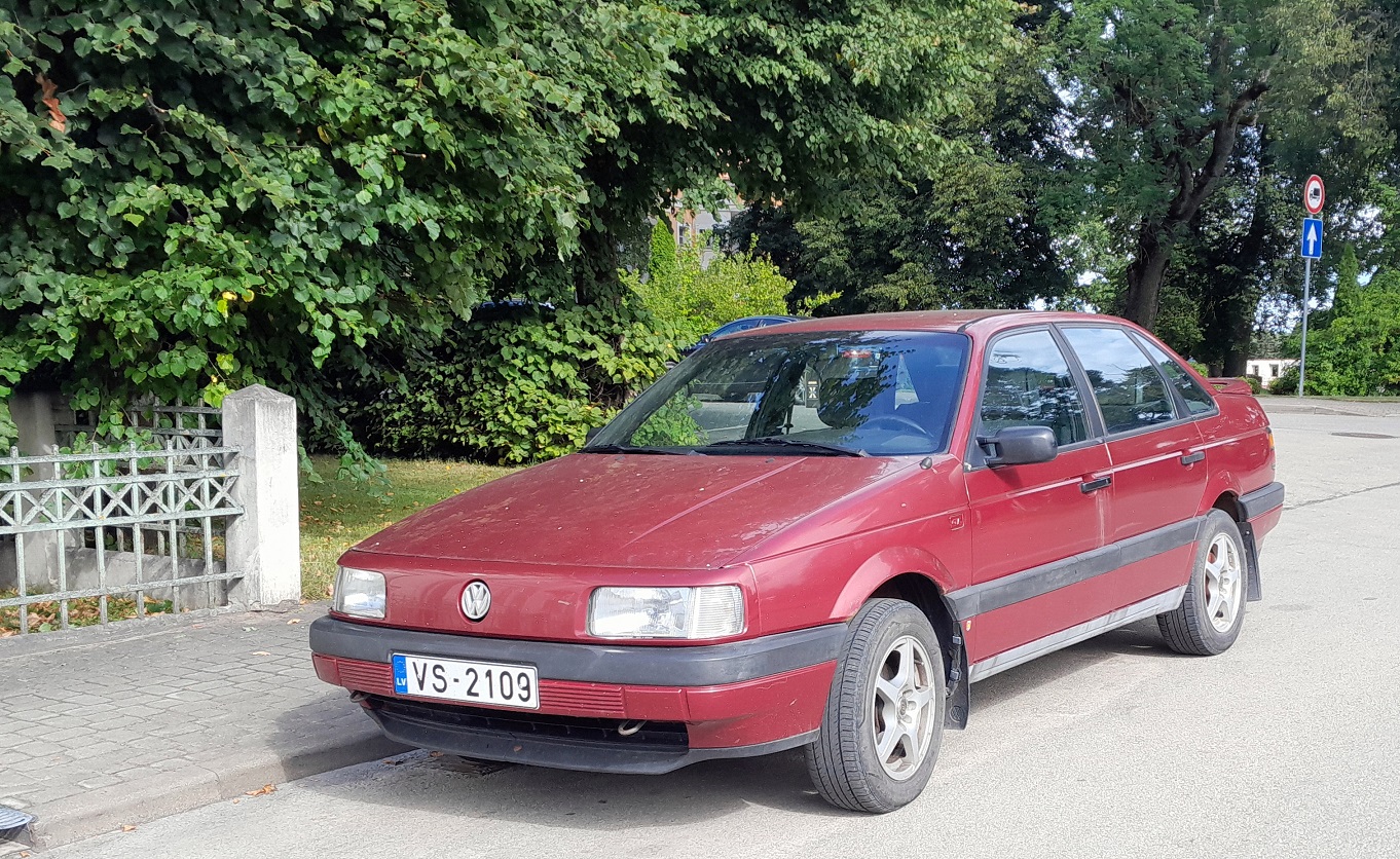 Латвия, № VS-2109 — Volkswagen Passat (B3) '88-93