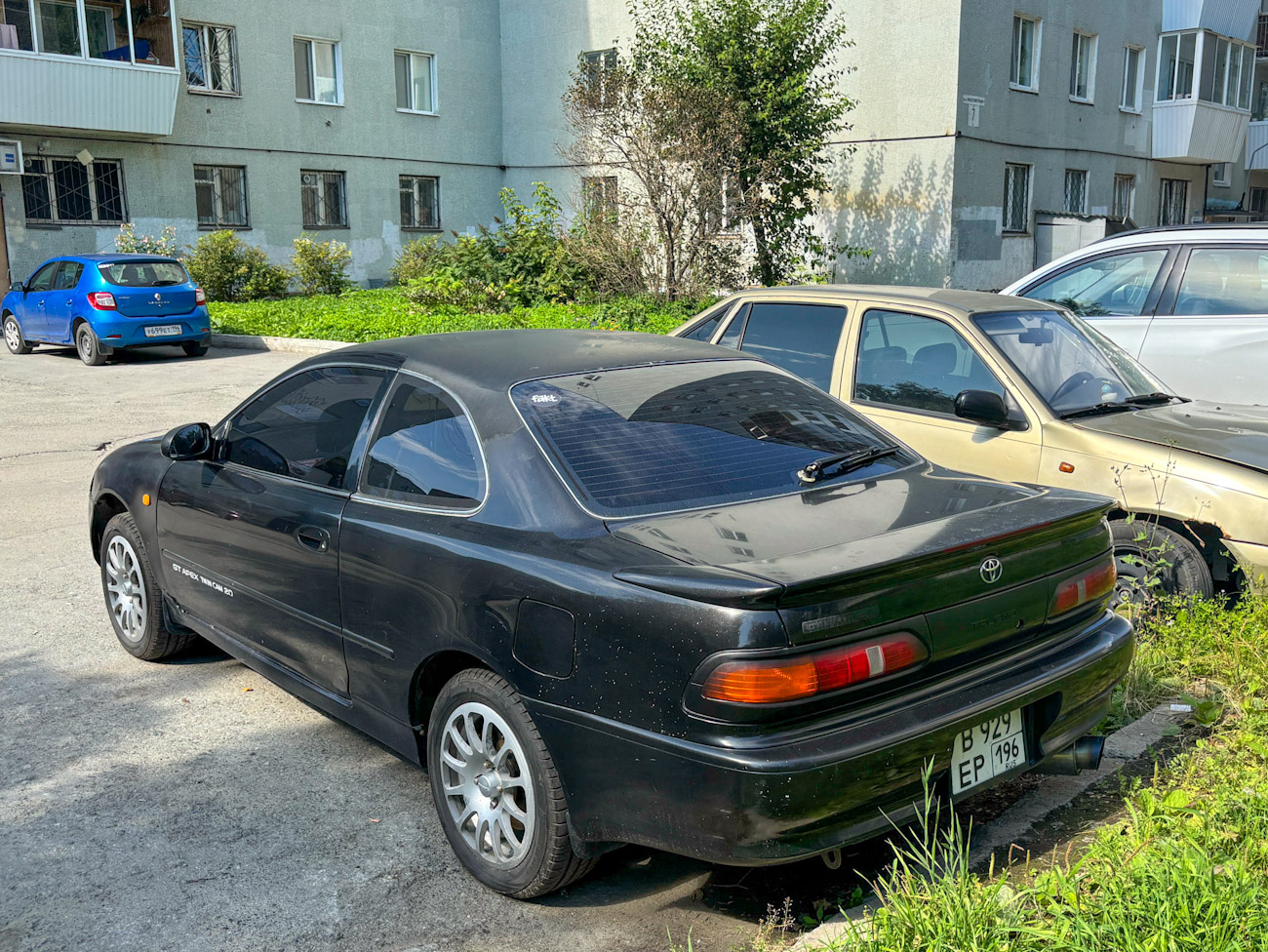 Свердловская область, № В 929 ЕР 196 — Toyota Sprinter Trueno (AE100) '91-95