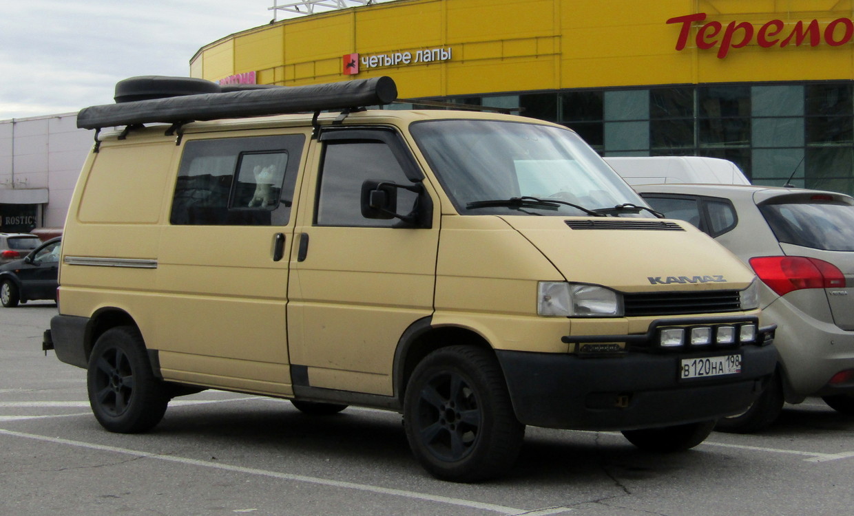 Санкт-Петербург, № В 120 НА 198 — Volkswagen Typ 2 (T4) '90-03