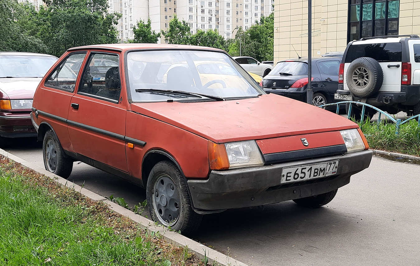 Москва, № Е 651 ВМ 77 — ЗАЗ-110206 Таврия '90-07