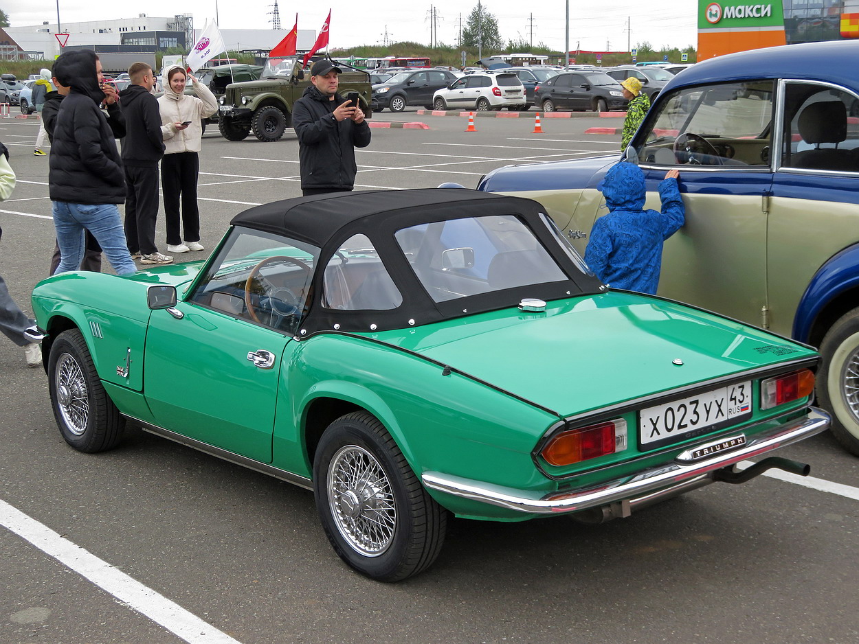 Кировская область, № Х 023 УХ 43 — Triumph Spitfire Mark IV '70-74; Кировская область — Выставка ретро-автомобилей в Кирове 29 августа 2026 года