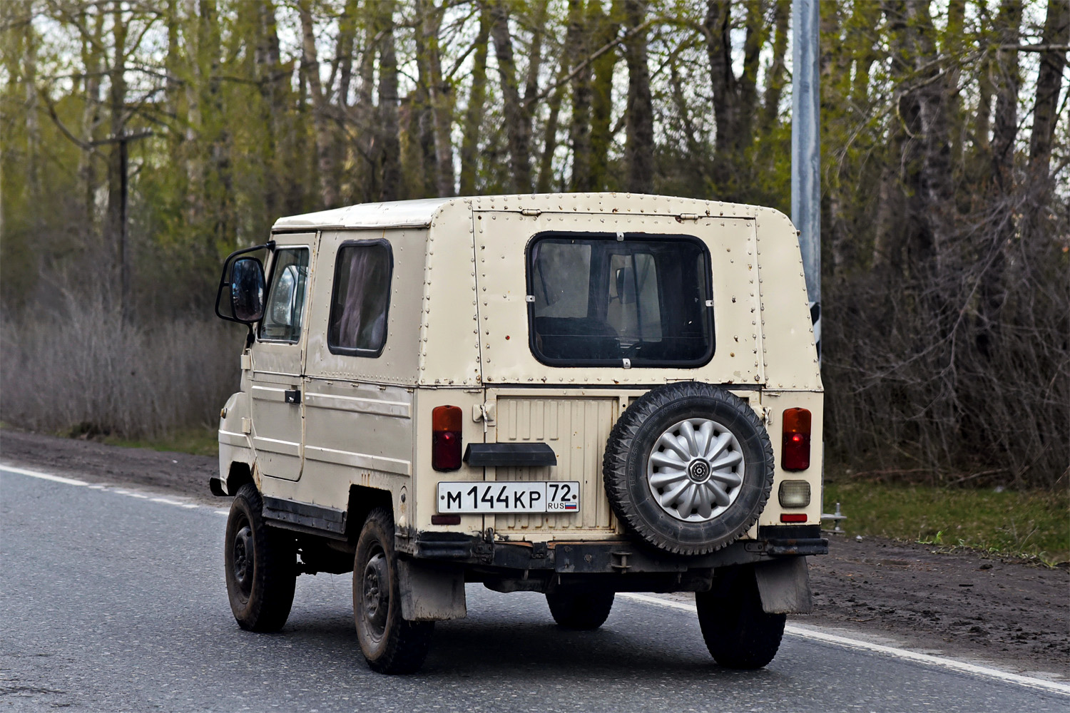 Тюменская область, № М 144 КР 72 — ЛуАЗ-969М '79-96