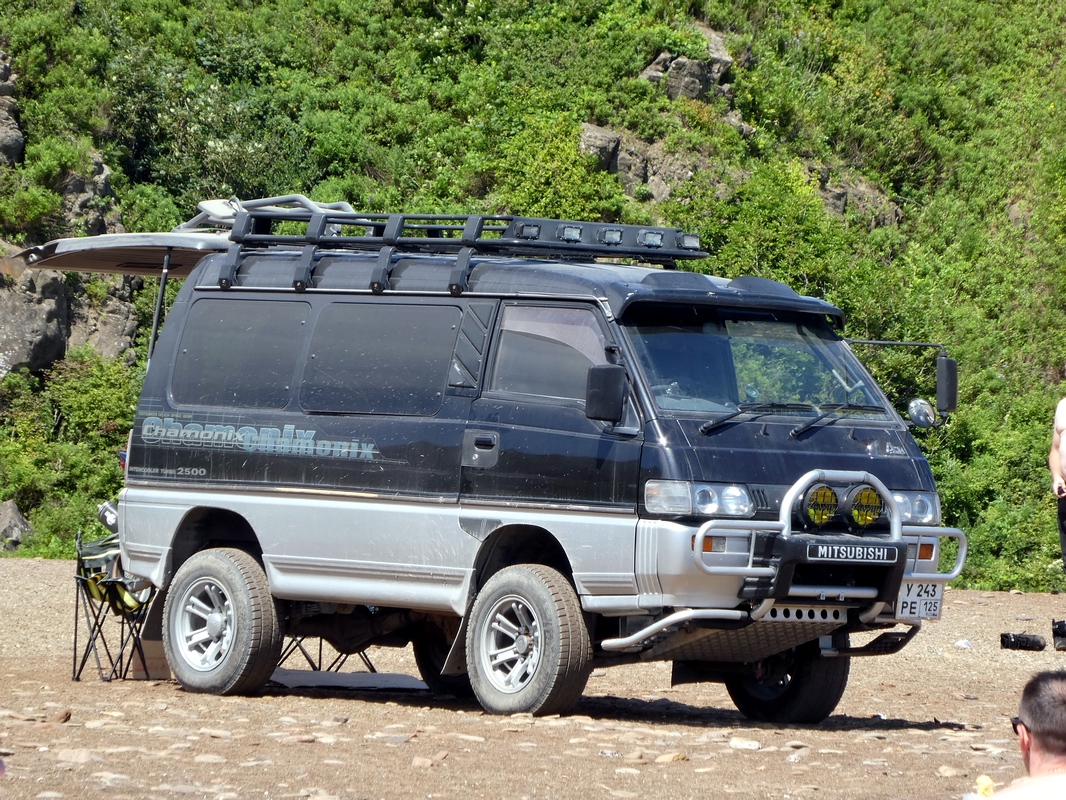 Приморский край, № У 243 РЕ 125 — Mitsubishi Delica (3G) '86-99