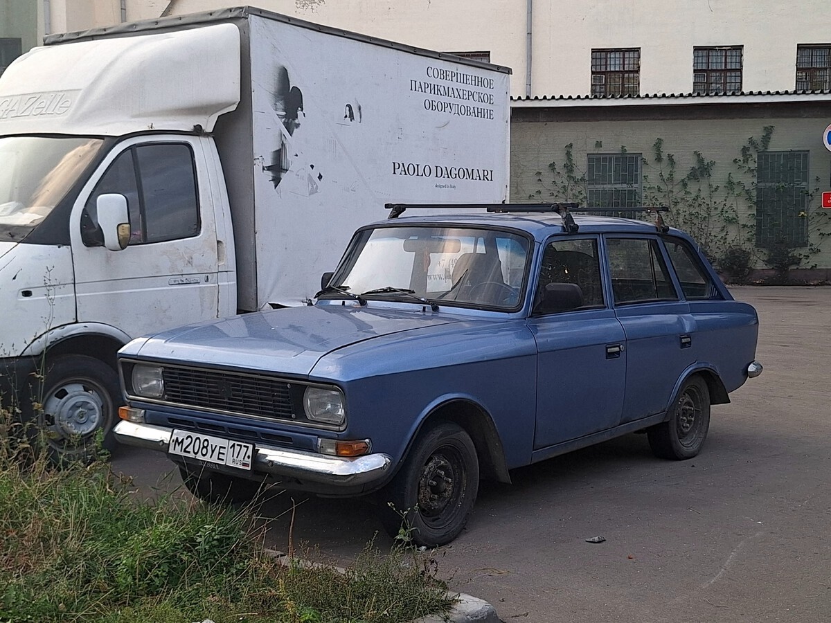 Москва, № М 208 УЕ 177 — Иж-21251 Комби '81-97