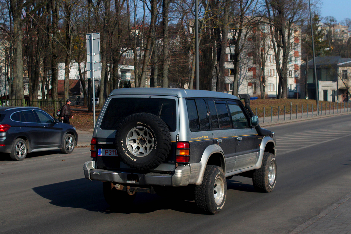 Литва, № P31148 — Mitsubishi Pajero (2G) '91-99