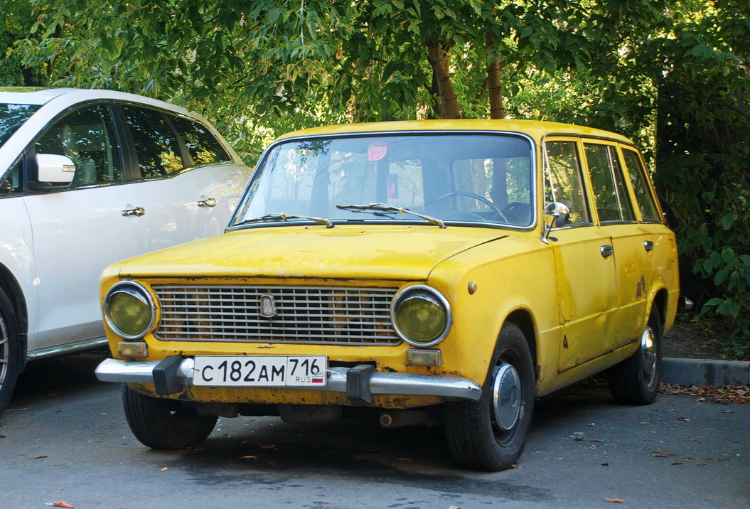 Татарстан, № С 182 АМ 716 — ВАЗ-2102 Жигули '71-86