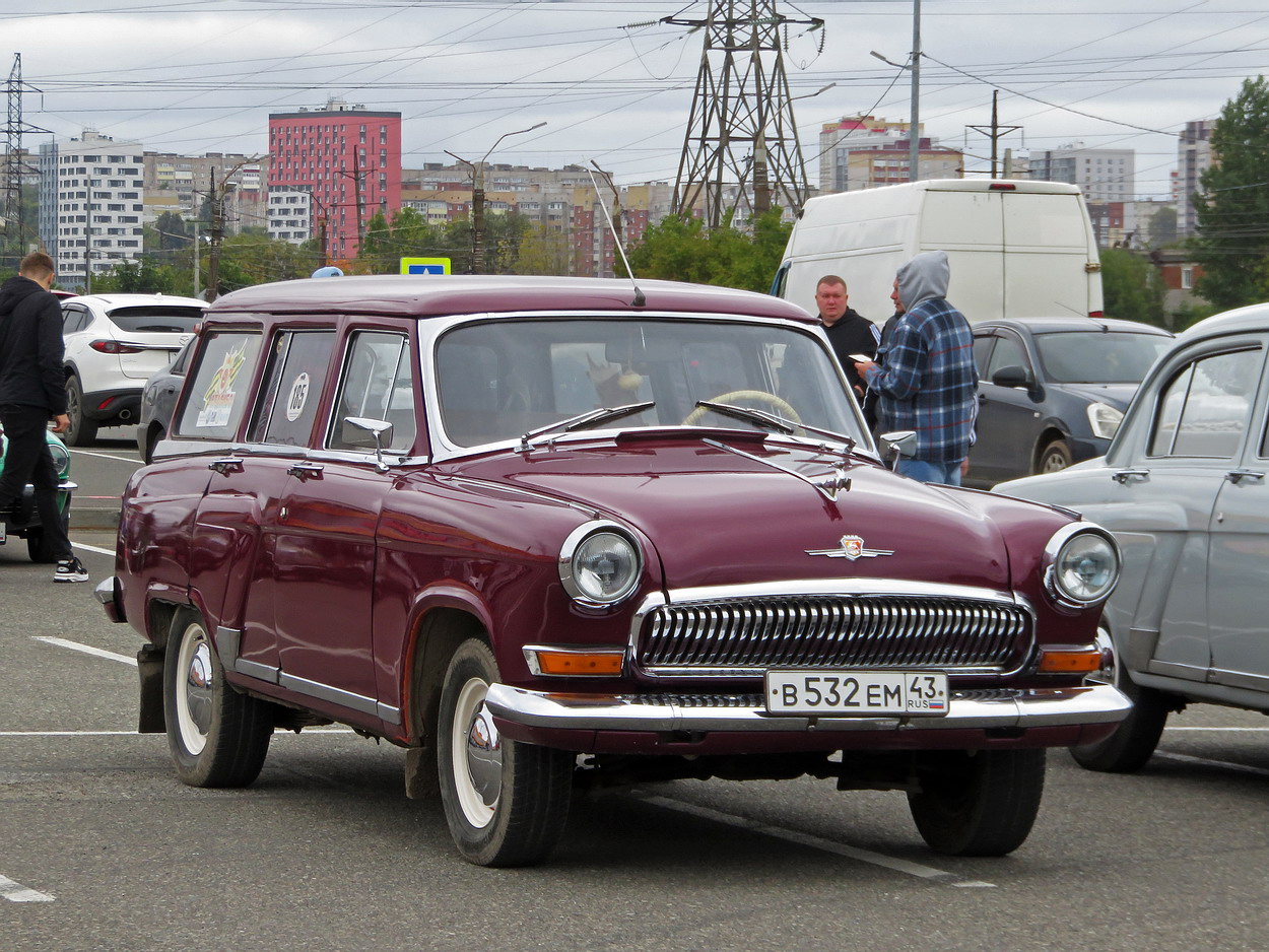 Кировская область, № В 532 ЕМ 43 — ГАЗ-22В Волга '65-70; Кировская область — Выставка ретро-автомобилей в Кирове 29 августа 2026 года