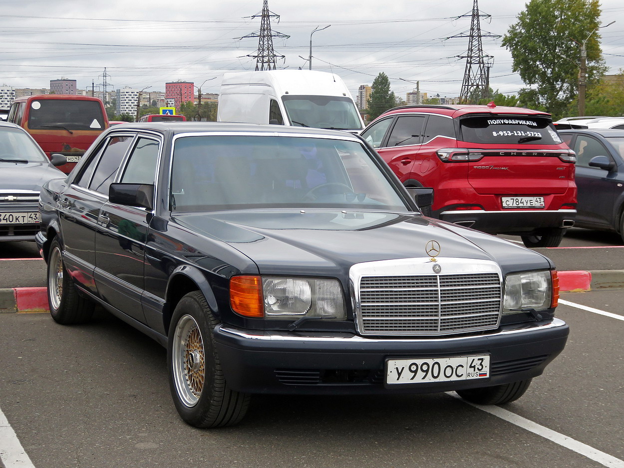 Кировская область, № У 990 ОС 43 — Mercedes-Benz (W126) '79-91; Кировская область — Выставка ретро-автомобилей в Кирове 29 августа 2026 года