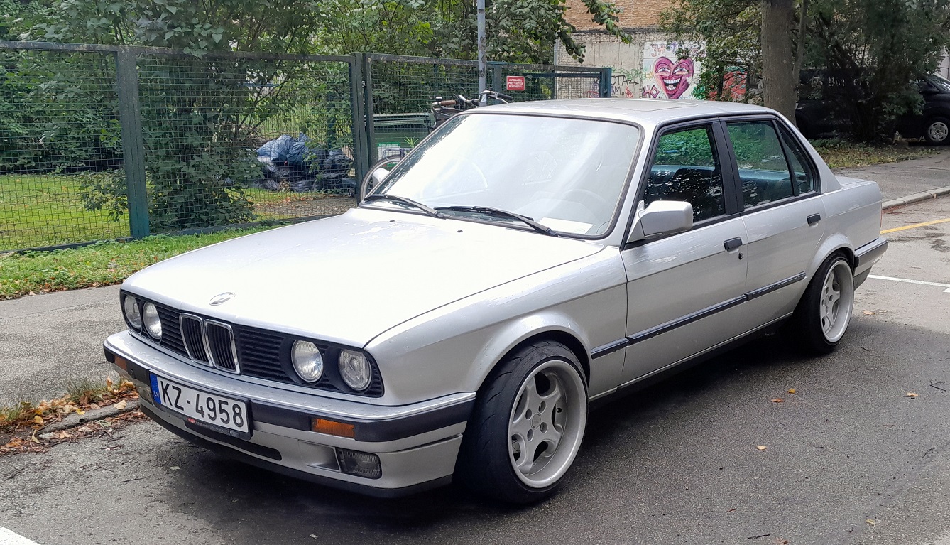 Латвия, № KZ-4958 — BMW 3 Series (E30) '82-94