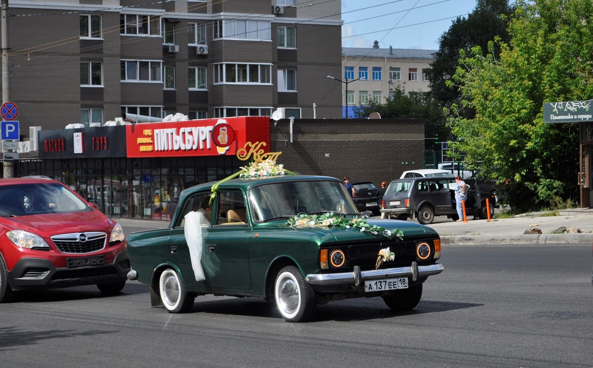 Удмуртия, № А 137 ЕЕ 18 — Москвич-412ИЭ-028 (Иж) '82-01