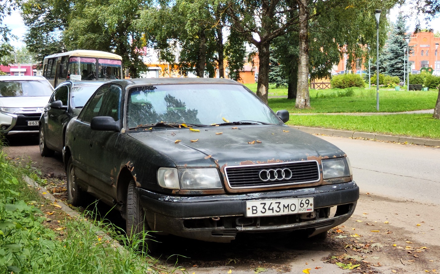 Тверская область, № В 343 МО 69 — Audi 100 (C4) '90-94