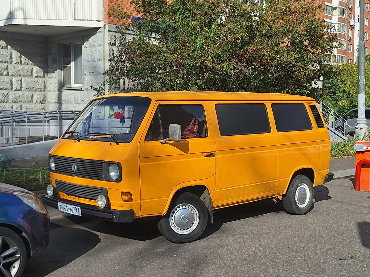 Москва, № Т 441 УМ 797 — Volkswagen Typ 2 (T3) '79-92