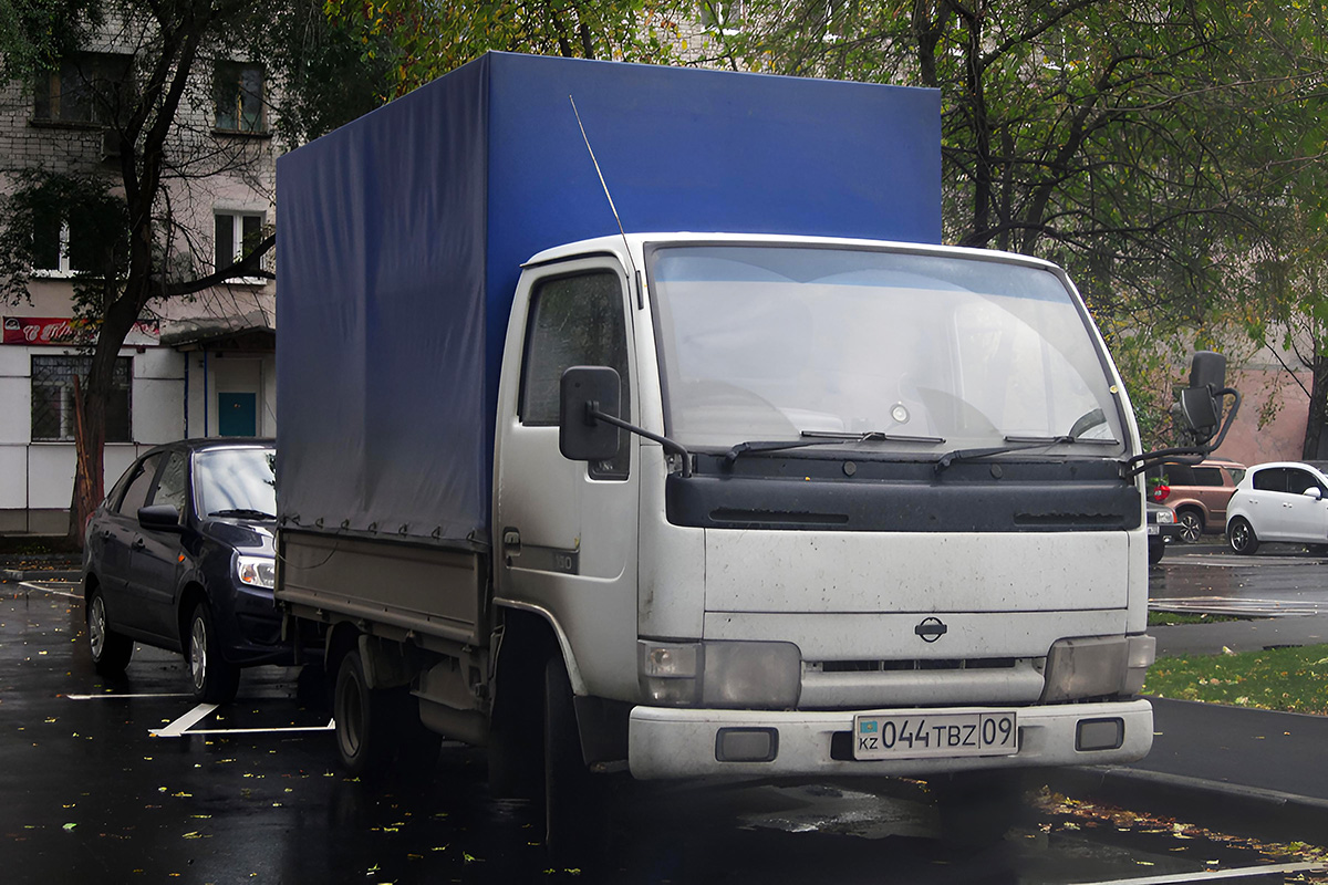 Карагандинская область, № 044 TBZ 09 — Nissan Atlas (F23/H41) '92-07