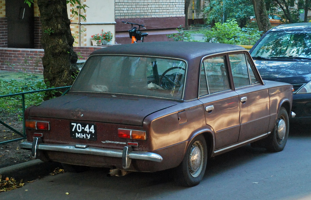 Москва, № 70-44 МНУ — ВАЗ-2101 Жигули '70-83