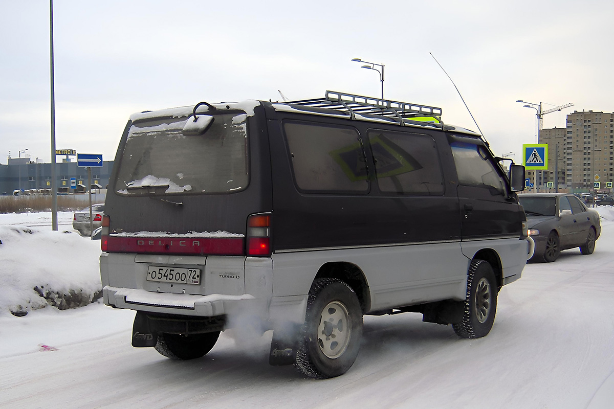 Тюменская область, № О 545 ОО 72 — Mitsubishi Delica (3G) '86-99