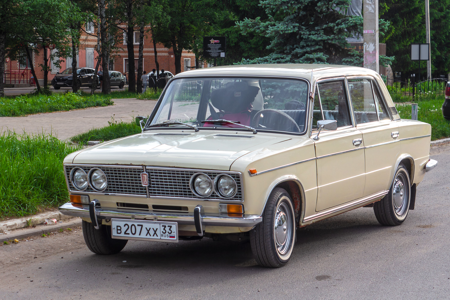 Владимирская область, № В 207 ХХ 33 — ВАЗ-2103 Жигули '72-84