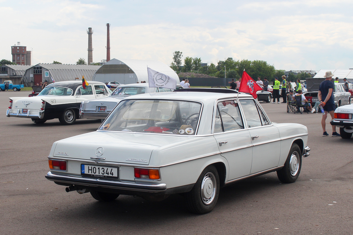Литва, № H01344 — Mercedes-Benz (W114/W115) '72-76; Литва — Nesenstanti klasika 2025