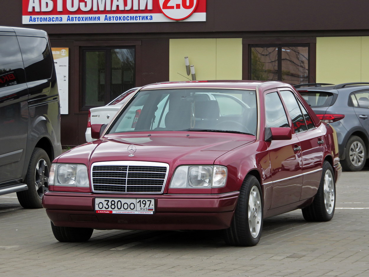 Кировская область, № О 380 ОО 197 — Mercedes-Benz (Общая модель)