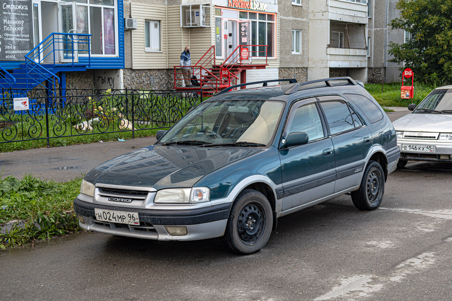 Свердловская область, № Н 024 МР 96 — Toyota Sprinter Carib (AE110G) '95-02