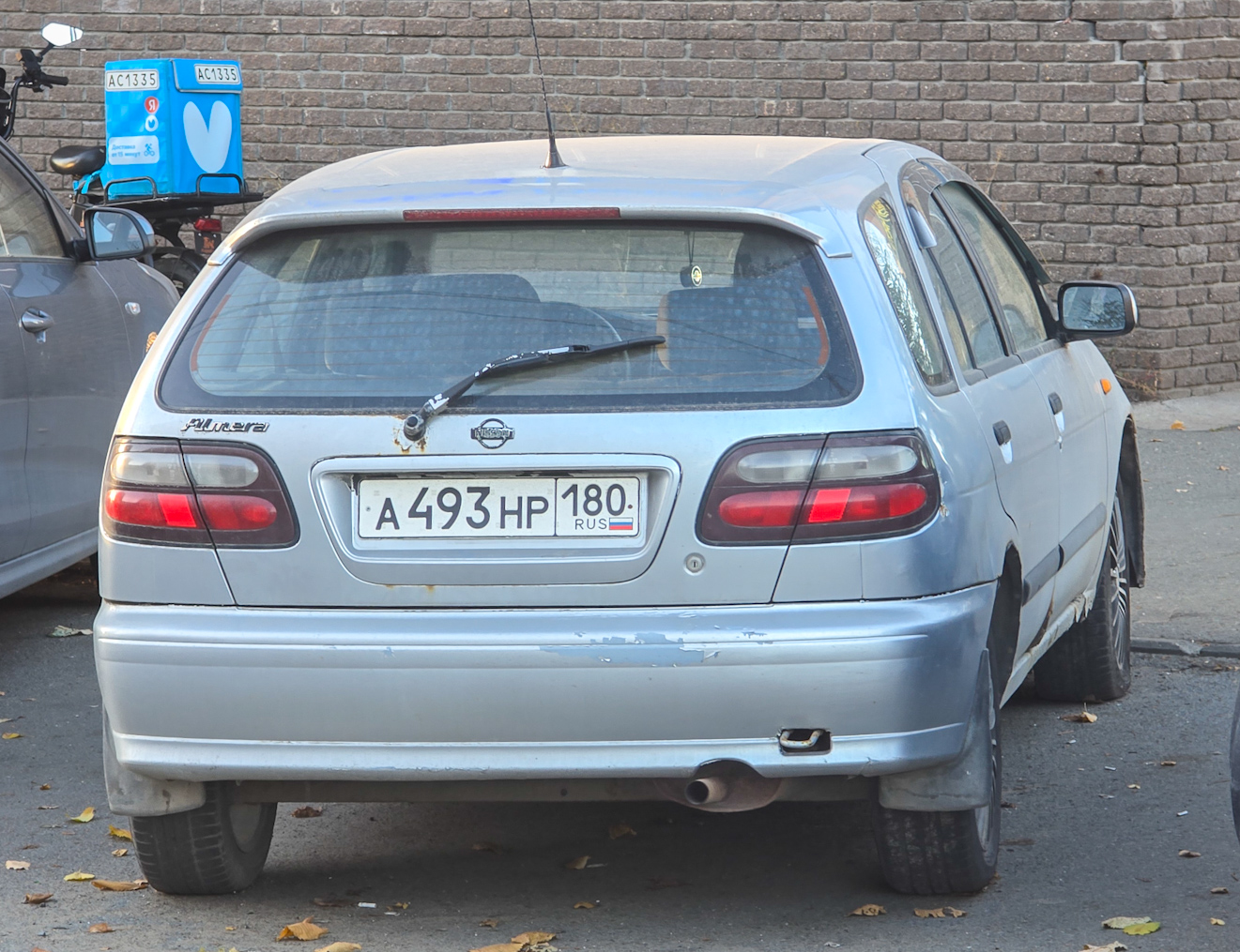 Татарстан, № А 493 НР 180 — Nissan Almera (N15) '95-00