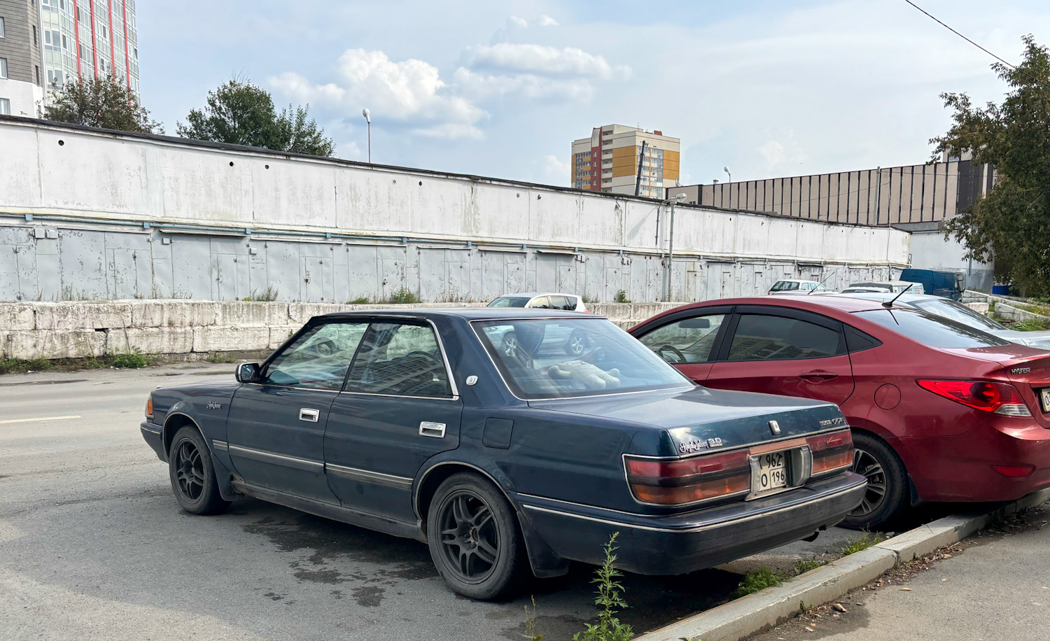 Свердловская область, № К 962 РО 196 — Toyota Crown (S130) '87-91