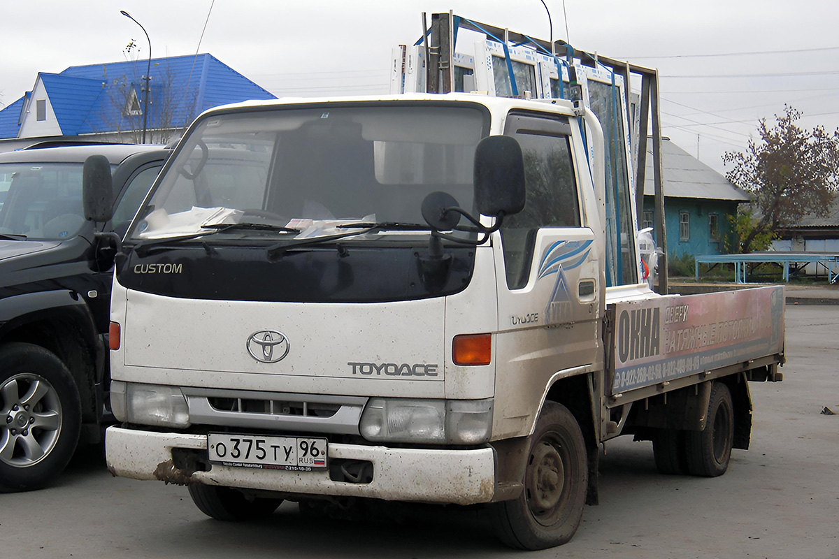 Свердловская область, № О 375 ТУ 96 — Toyota ToyoAce (Y100/U100/U200) '95–02