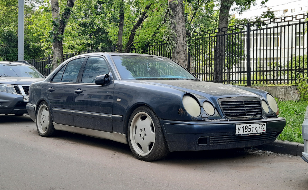 Москва, № У 185 ТК 797 — Mercedes-Benz (W210) '95-03