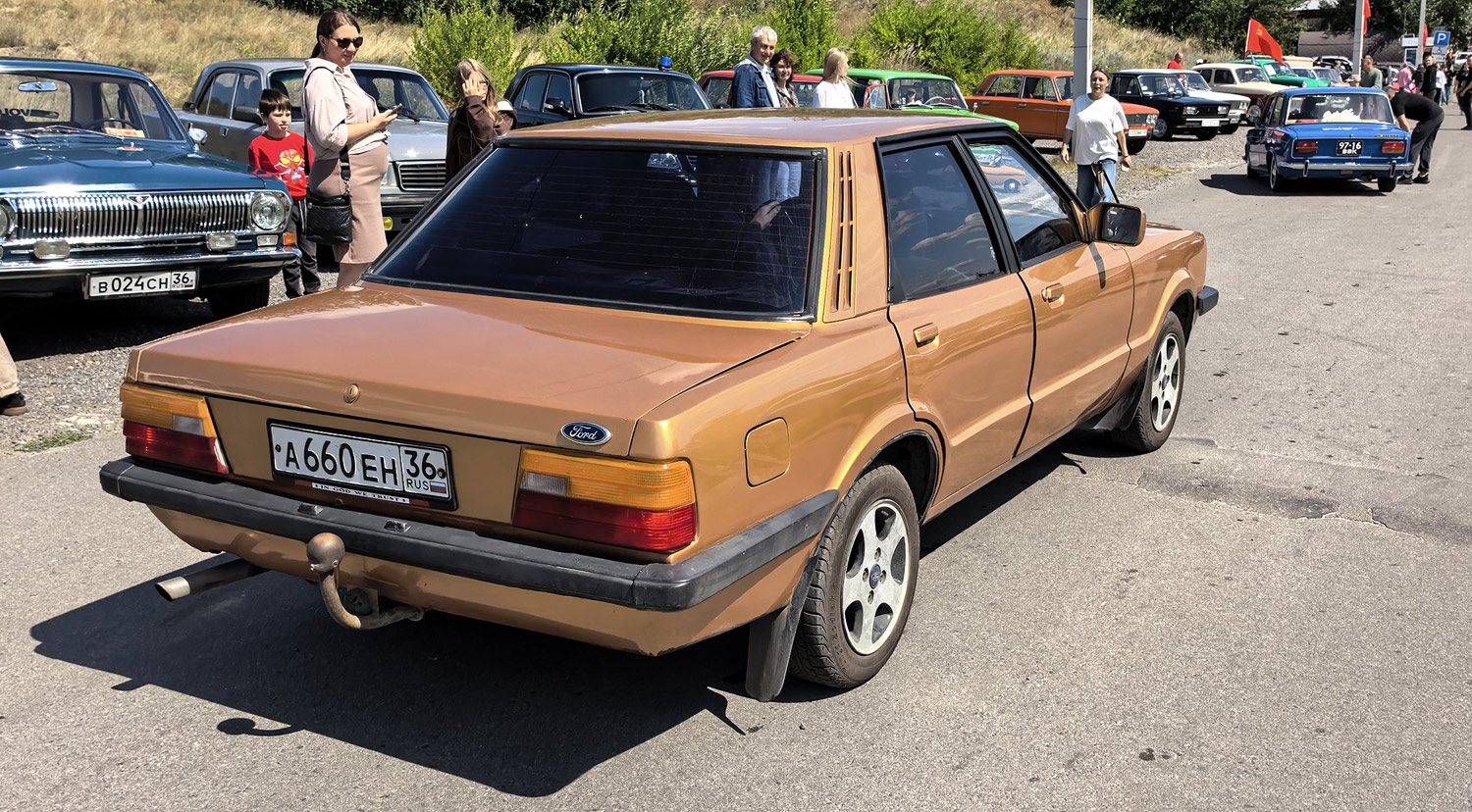 Тульская область, № А 660 ЕН 36 — Ford Taunus TC3 '79-82; Воронежская область, № 97-16 ВВК — ВАЗ-2103 Жигули '72-84; Воронежская область — Фестиваль "Автоистория Черноземья"