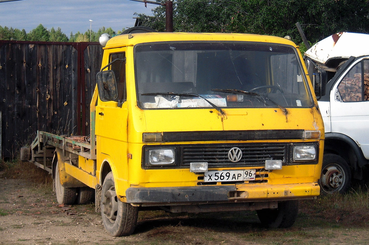 Свердловская область, № Х 569 АР 96 — Volkswagen LT '75-96
