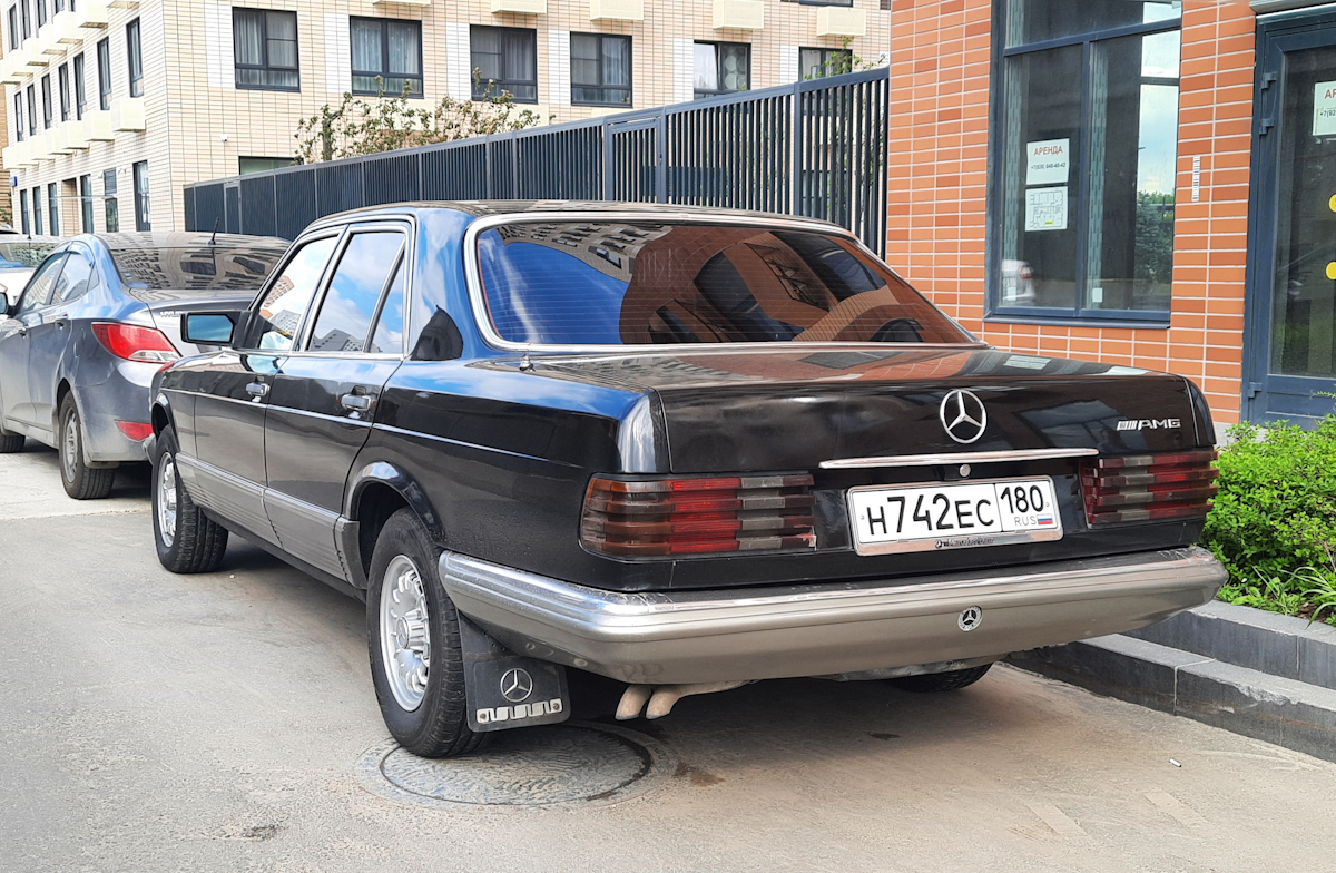 Донецкая Народная Республика, № Н 742 ЕС 180 — Mercedes-Benz (W126) '79-91