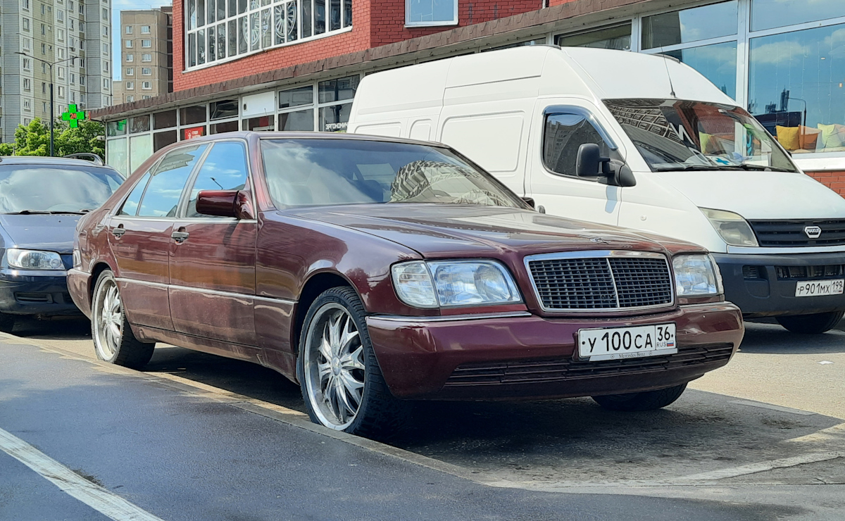 Воронежская область, № У 100 СА 36 — Mercedes-Benz (W140) '91-98