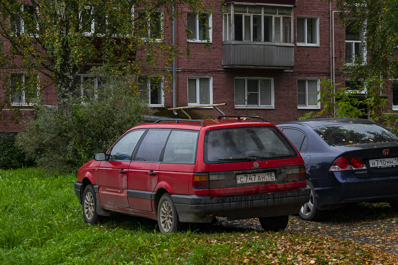 Удмуртия, № С 747 АН 18 — Volkswagen Passat Variant (B2) '80-88