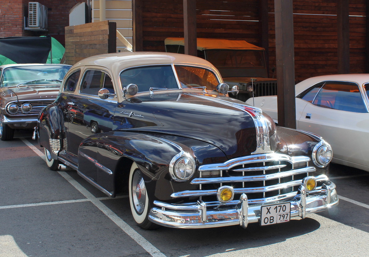 Москва, № Х 170 ОВ 797 — Pontiac Torpedo '39-48; Санкт-Петербург — Ежегодная выставка классических и кастомных автомобилей и мотоциклов "Original Meet"