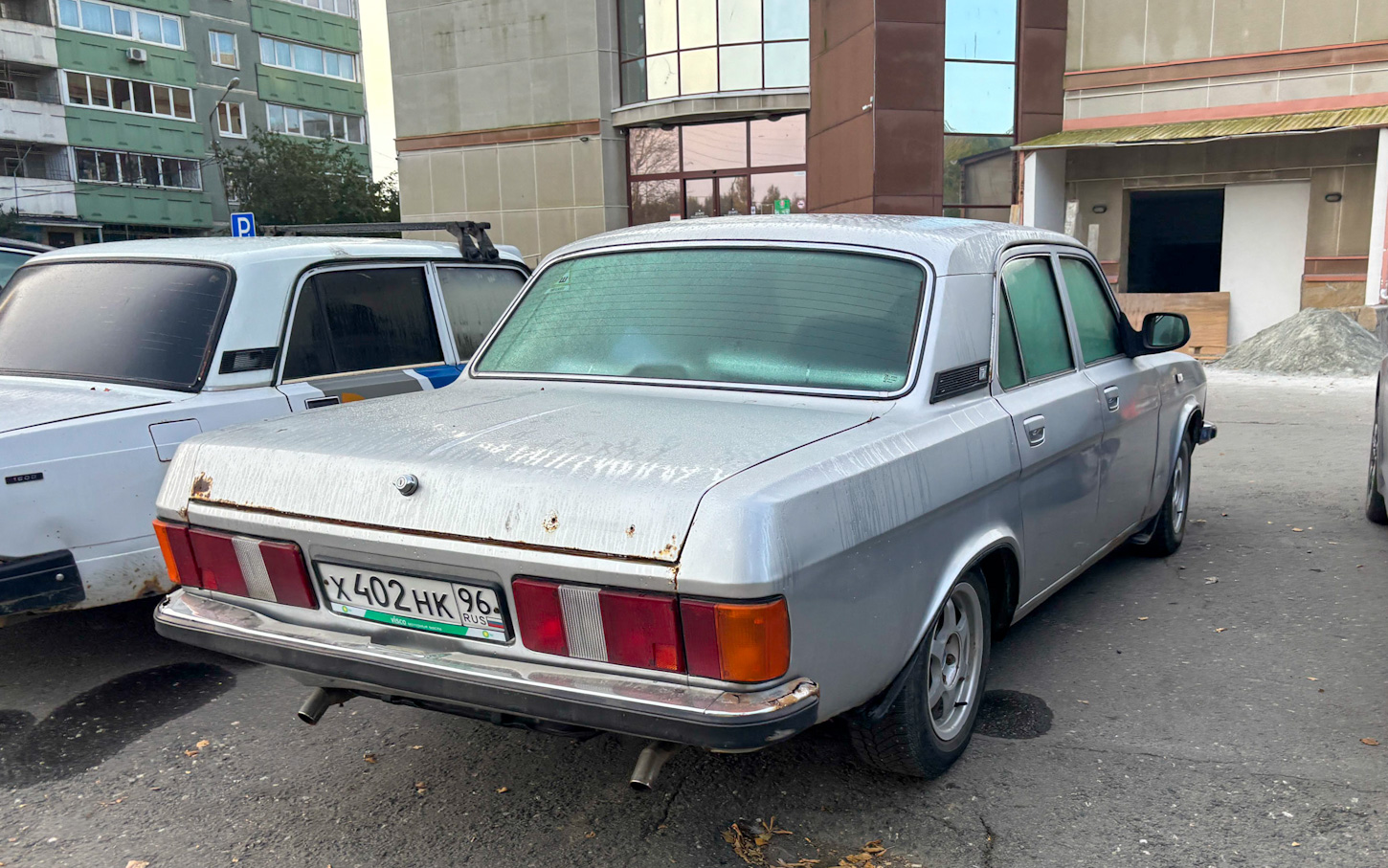 Свердловская область, № Х 402 НК 96 — ГАЗ-3102 Волга '81-08