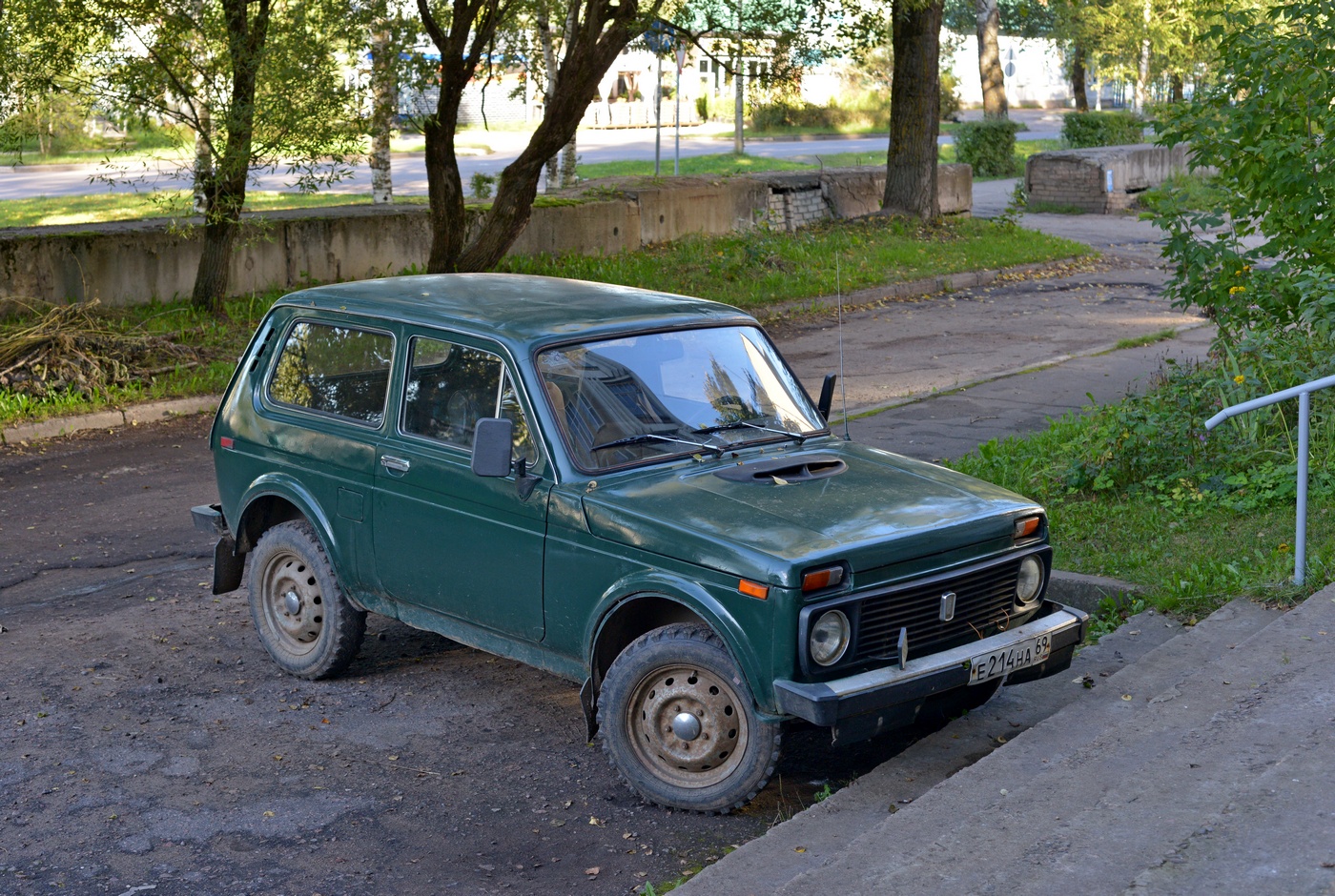 Тверская область, № Е 214 НА 69 — ВАЗ-2121 Нива '77-94