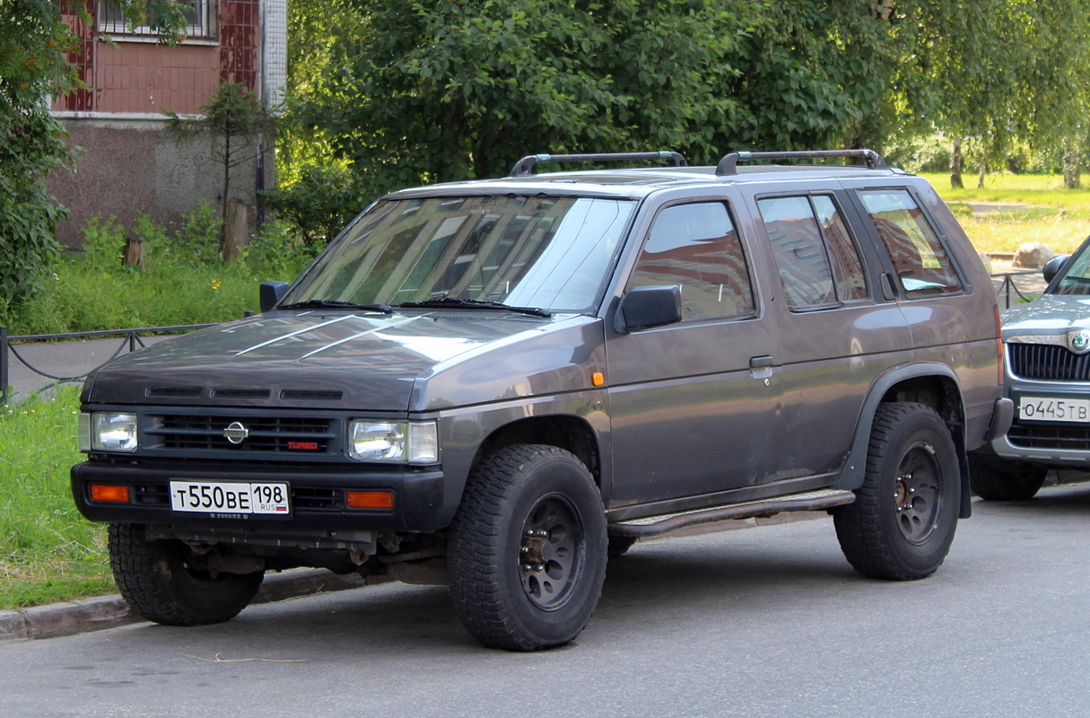 Санкт-Петербург, № Т 550 ВЕ 198 — Nissan Terrano (D21) '86-95
