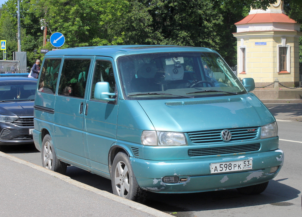 Новгородская область, № А 598 РК 53 — Volkswagen Multivan (T4) '92-03