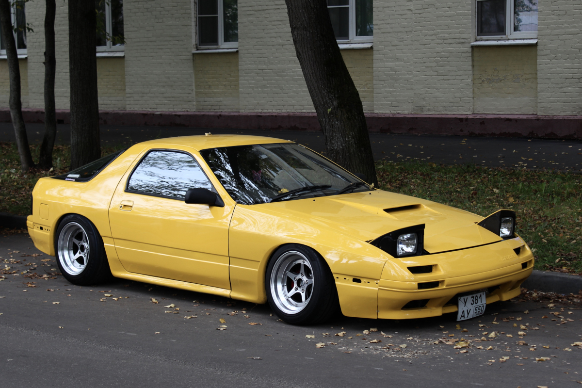 Московская область, № У 381 АУ 550 — Mazda RX-7 (FC) '85-92