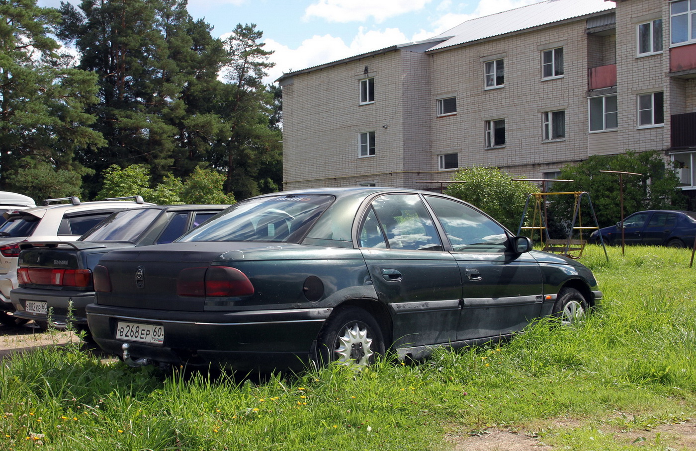 Псковская область, № В 268 ЕР 60 — Opel Omega (B) '94-99